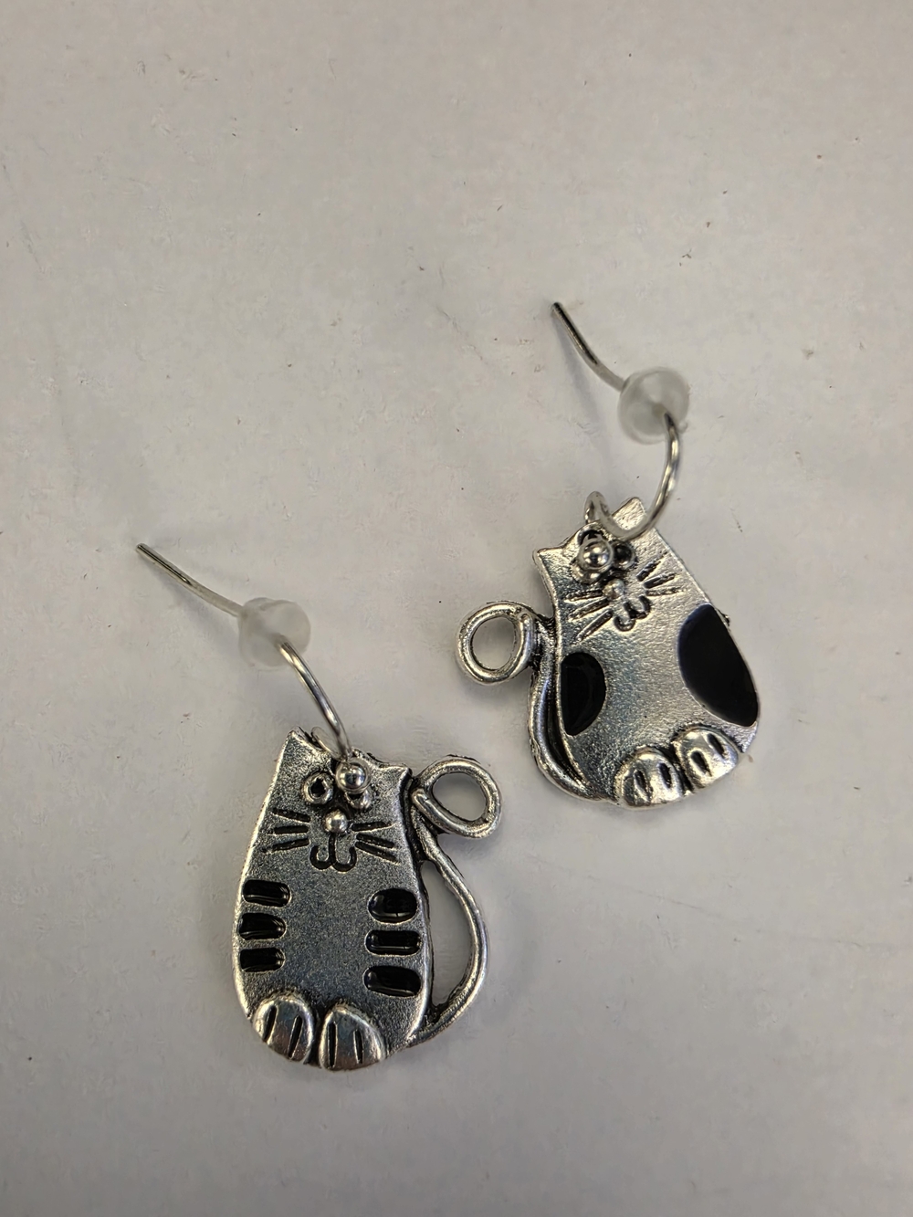 Silver Cat Dangle Earrings - Cute Cat Design
